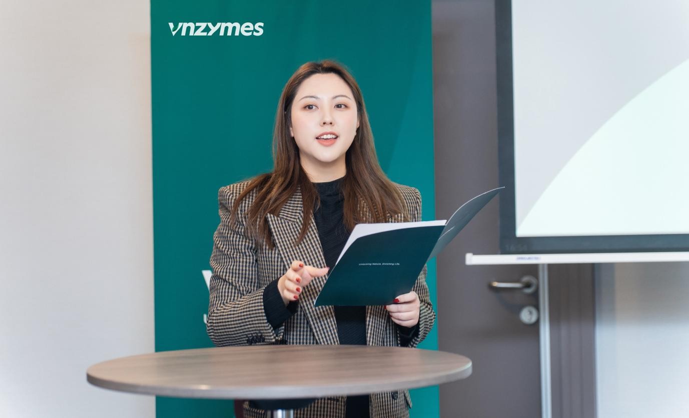 Cindy Chen, CEO of Vnzymes